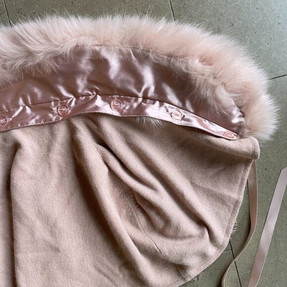 NEW-Stunning Robert Rodriguez Real Fox Fur/Cashmere Wrap/Capelet-Pink-Large - Picture 9 of 9